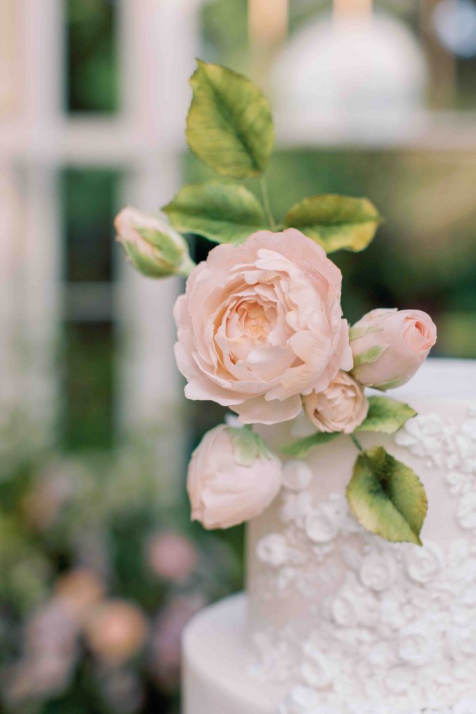 elegant wedding cakes, a contemporary royal iced cake with floral applique and sugar flower. Syon Park Wedding