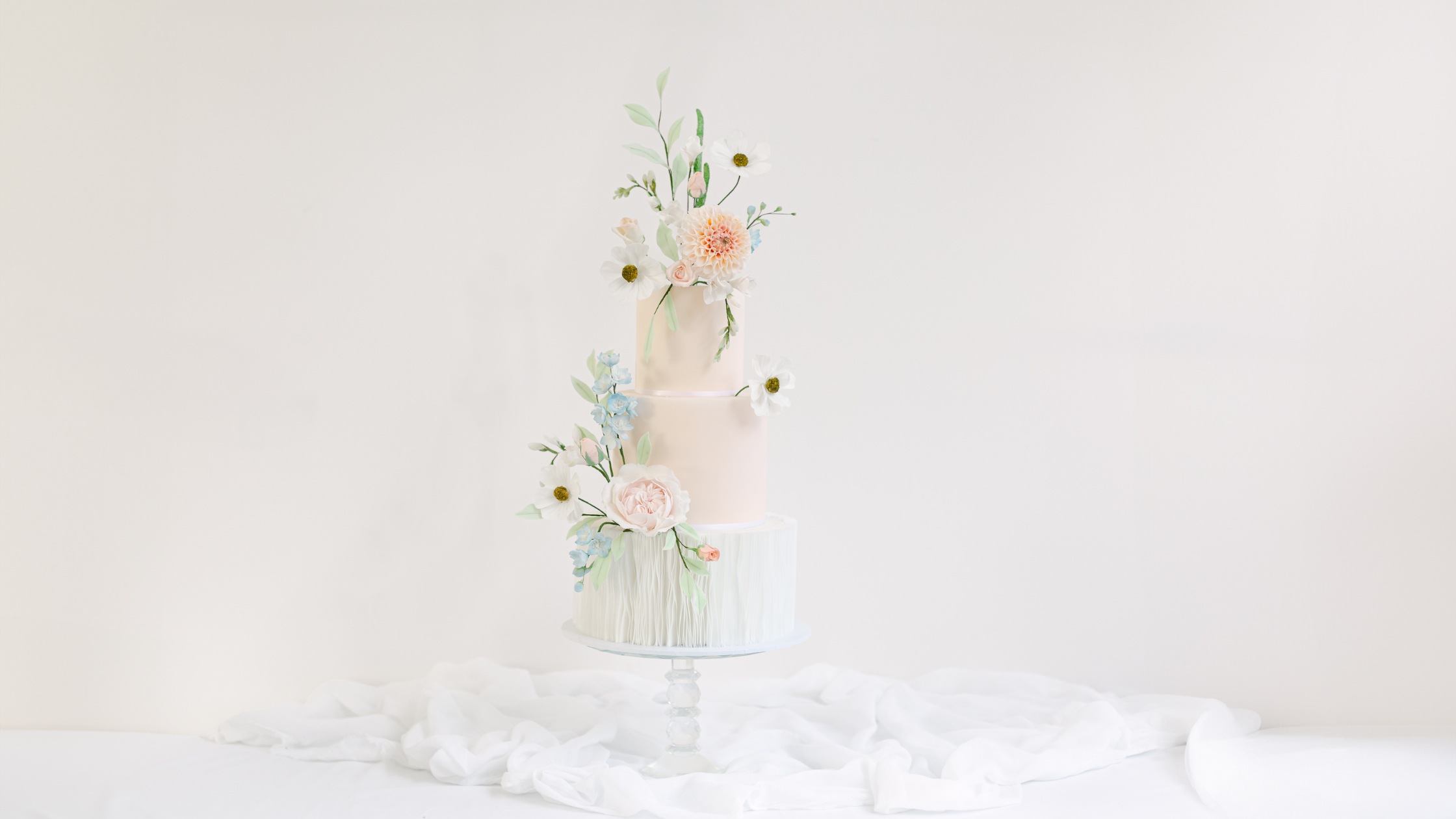 PeachFloral_WeddingCake_IcedInnovations_L