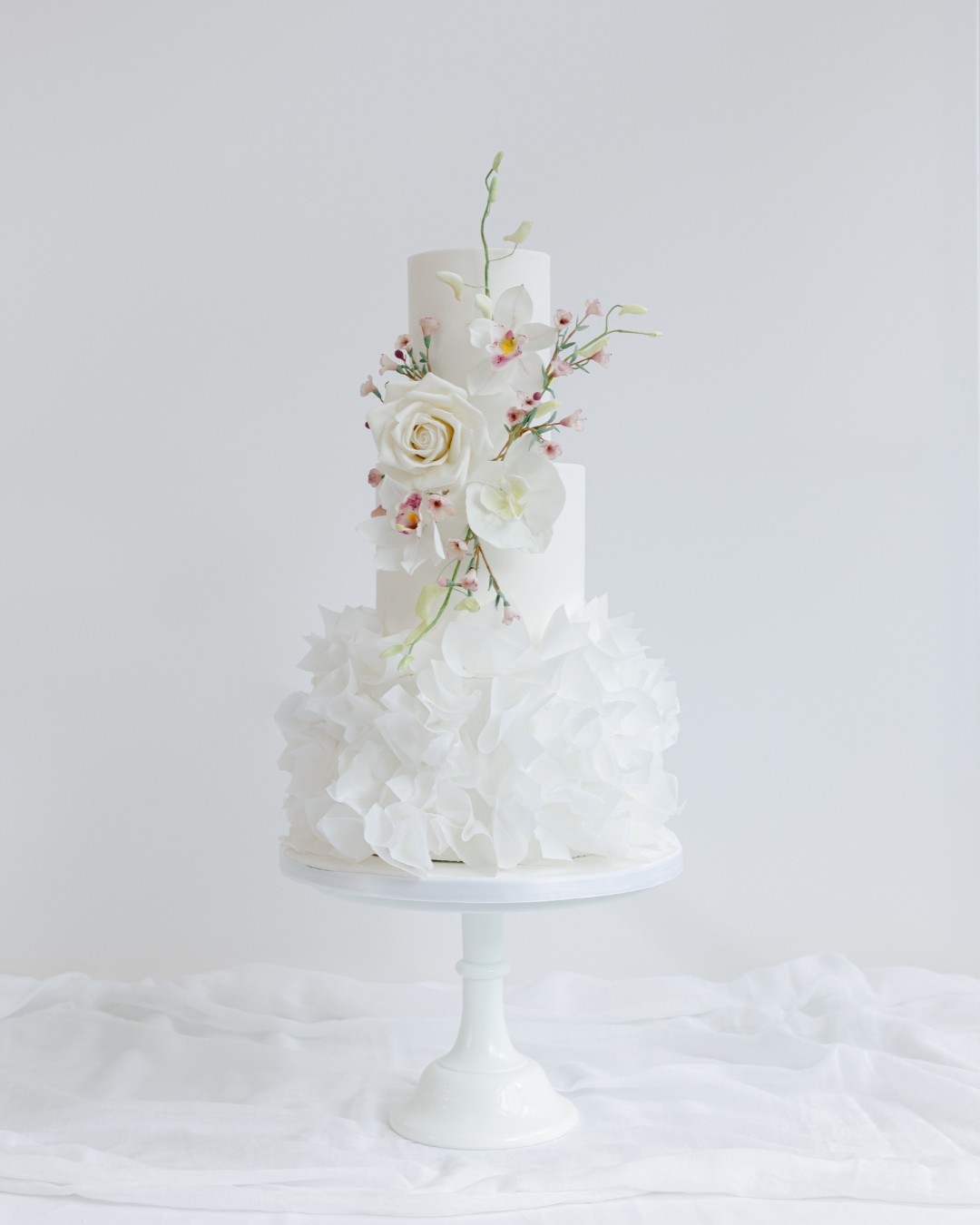 WhiteOrchid_RuffleWeddingCake_IcedInnovations